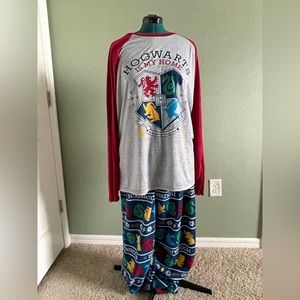NWOT Men’s Harry Potter Pajama Set